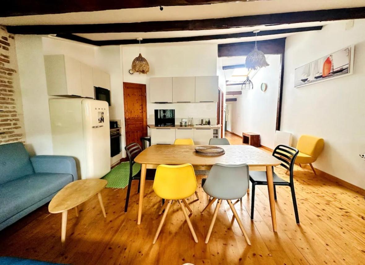 Appartement 3 Pieces Sur Le Vieux Port, Plein Centre La Rochelle  Exterior photo