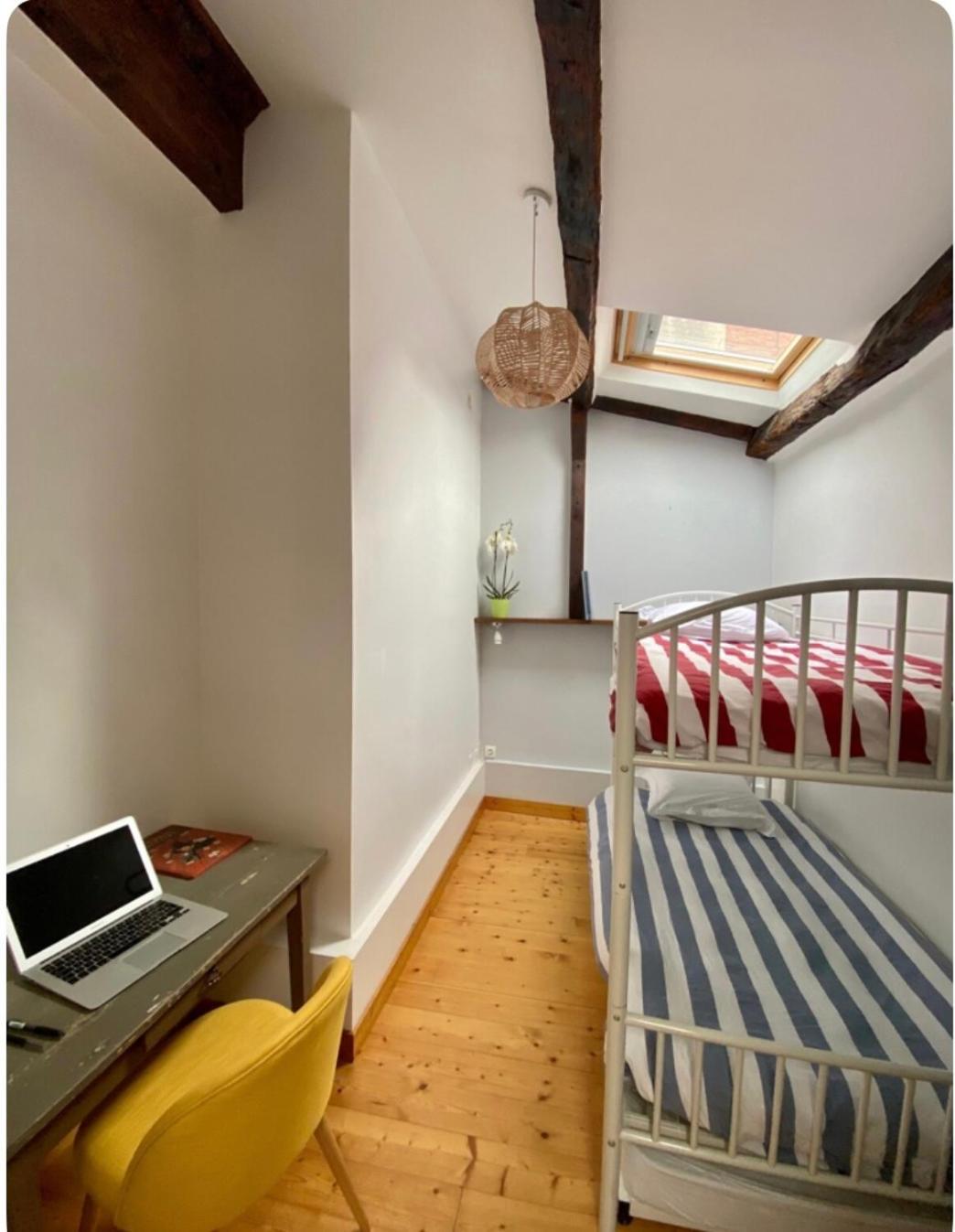 Appartement 3 Pieces Sur Le Vieux Port, Plein Centre La Rochelle  Exterior photo